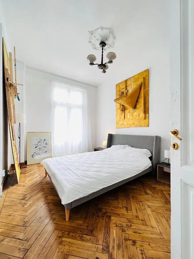 Sada Art Gallery Apartment Bucarest
